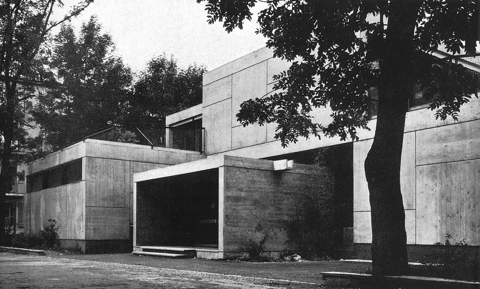 Associati Architectes EPFL SIA Genève. Associati sàrl, Christophe Alhanko, Loris Guillard, Mikaël Sachs. 